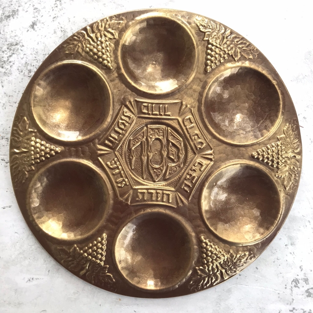 צלחת פסח / קערת ליל סדר שוקולדית