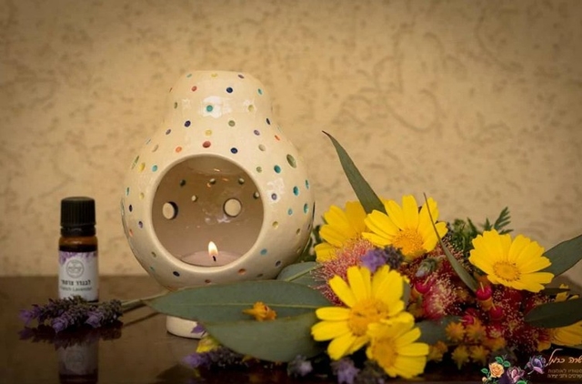 מבער שמנים בעבודת יד מקרמיקה