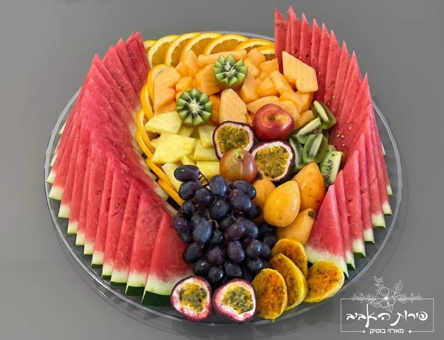 מגש פירות העונה קוטר 40 ס''מ