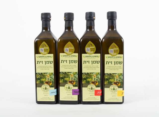 ארבעת הזנים בבקבוקים של ליטר