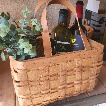 סל עץ קלוע חגיגי בול לט"ו בשב. תוצרת ארץ ישראל!