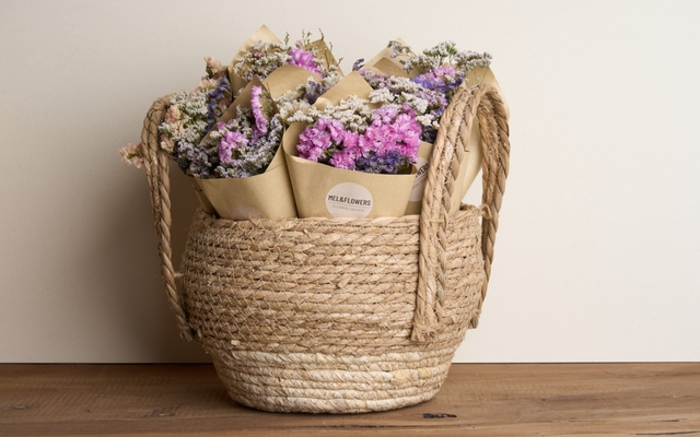 זר פרחים מיובשים