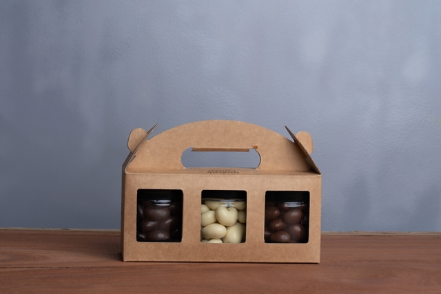 שלישיית מיקס שוקולדים (עסקי)