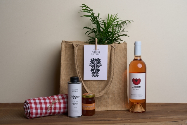 נרים כוס יין