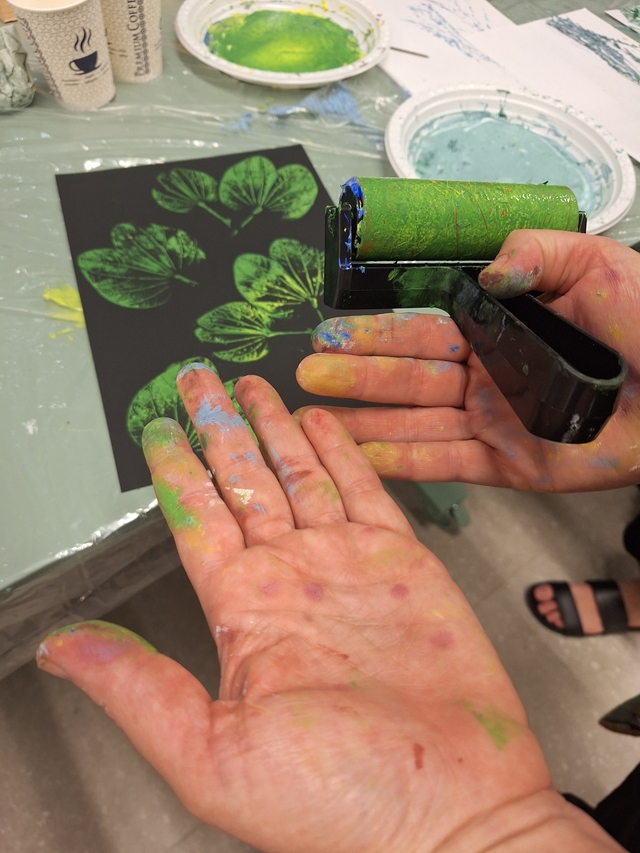 סדנת אמנות למבוגרים - הדפס טבעי | חמישי 4.9.25 | 20:00